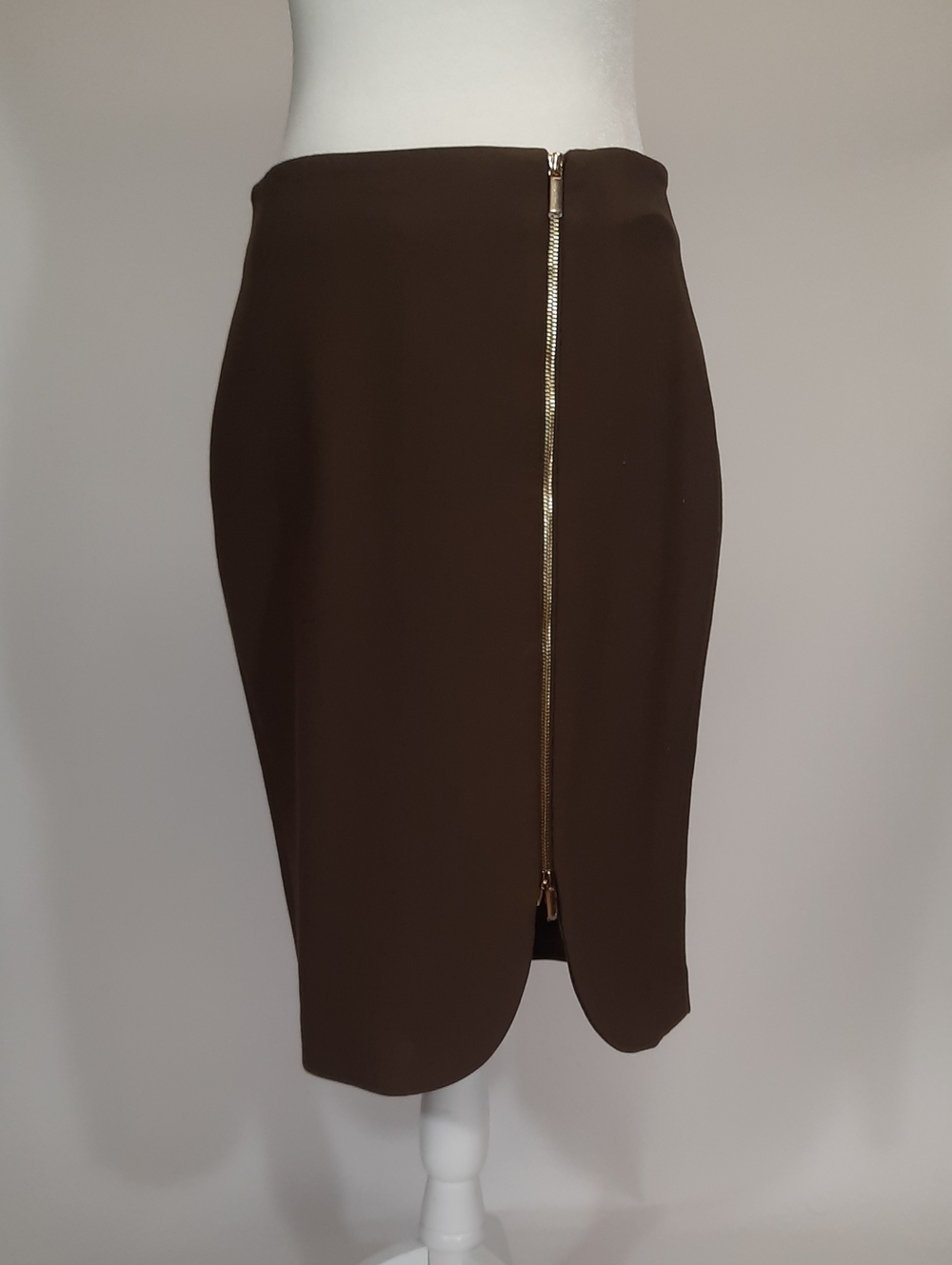 Ann Taylor Cocoa Brown Pencil Skirt with Front Zip Feature, Size 4